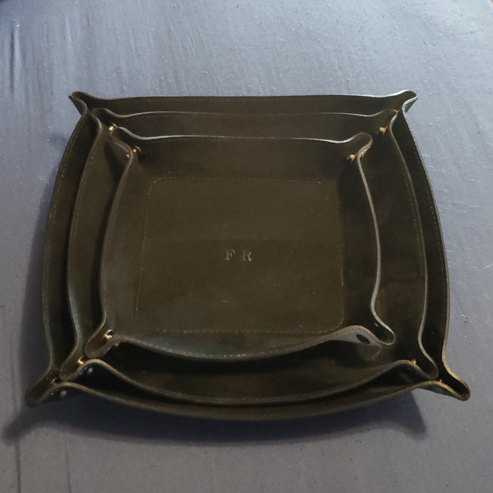 Kenneth Cole leather jewelry holder 3 set